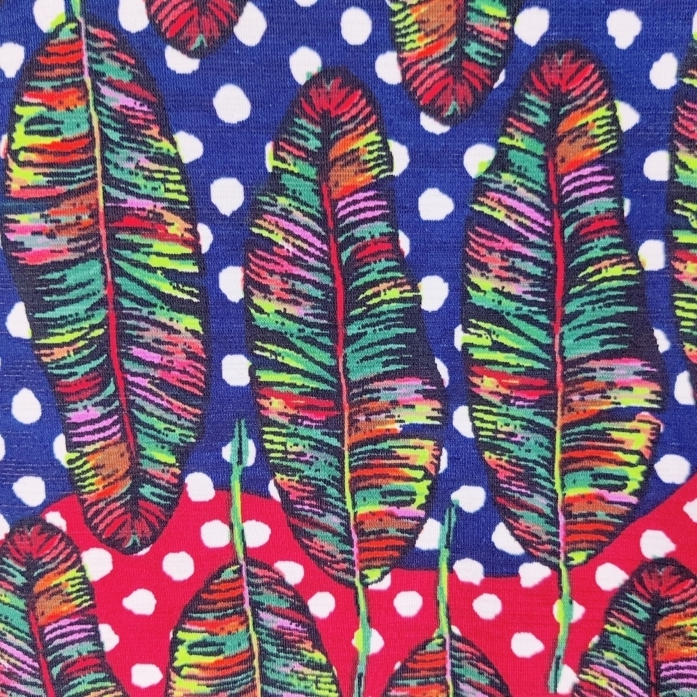 NEW LuLaRoe "Irma" Tunic Top T Tee Shirt Dress Womens Sz XL Feathers Red Blue - Picture 4 of 16